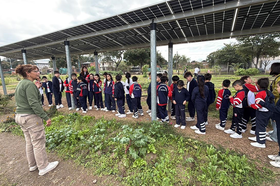 Visita a la Escuela Ambiental Dra. Yolanda Ortiz Nivel Primario