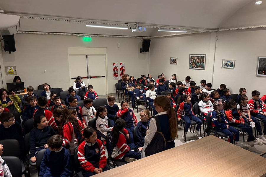 Visita a la Escuela Ambiental Dra. Yolanda Ortiz Nivel Primario