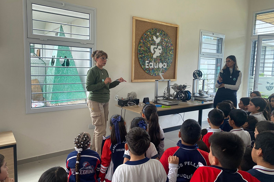 Visita a la Escuela Ambiental Dra. Yolanda Ortiz Nivel Primario