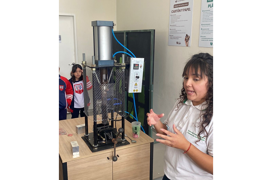 Visita a la Escuela Ambiental Dra. Yolanda Ortiz Nivel Primario